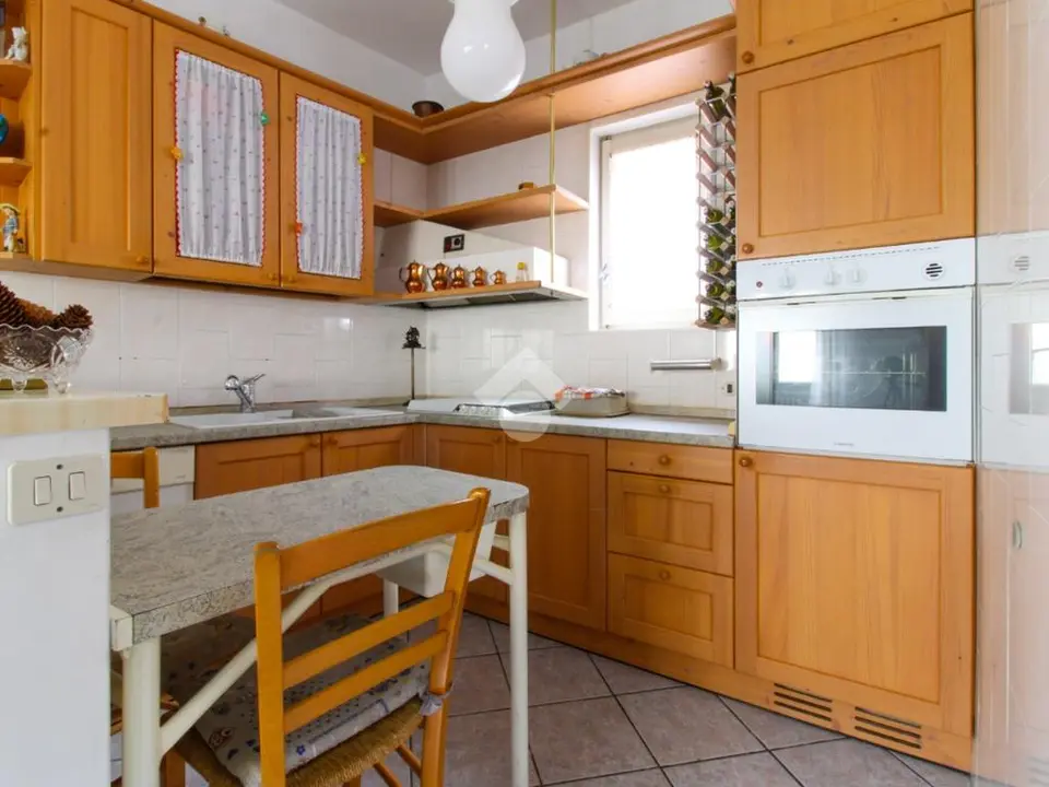 Casa semindipendente in vendita a Vestone