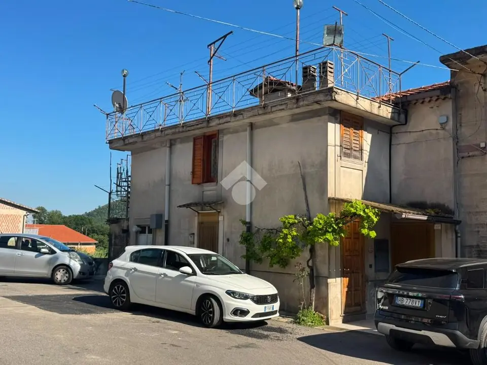 Casa semindipendente in vendita a Castiglione Del Genovesi