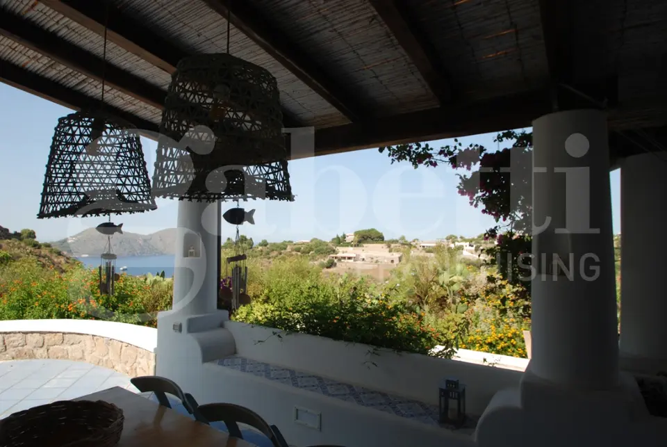 Villa in Via San Salvatore snc, Lipari (ME)