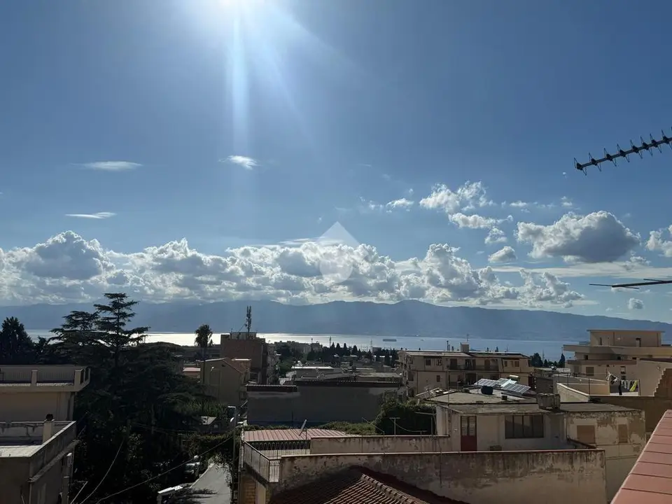 Casa semindipendente in vendita a Reggio Di Calabria