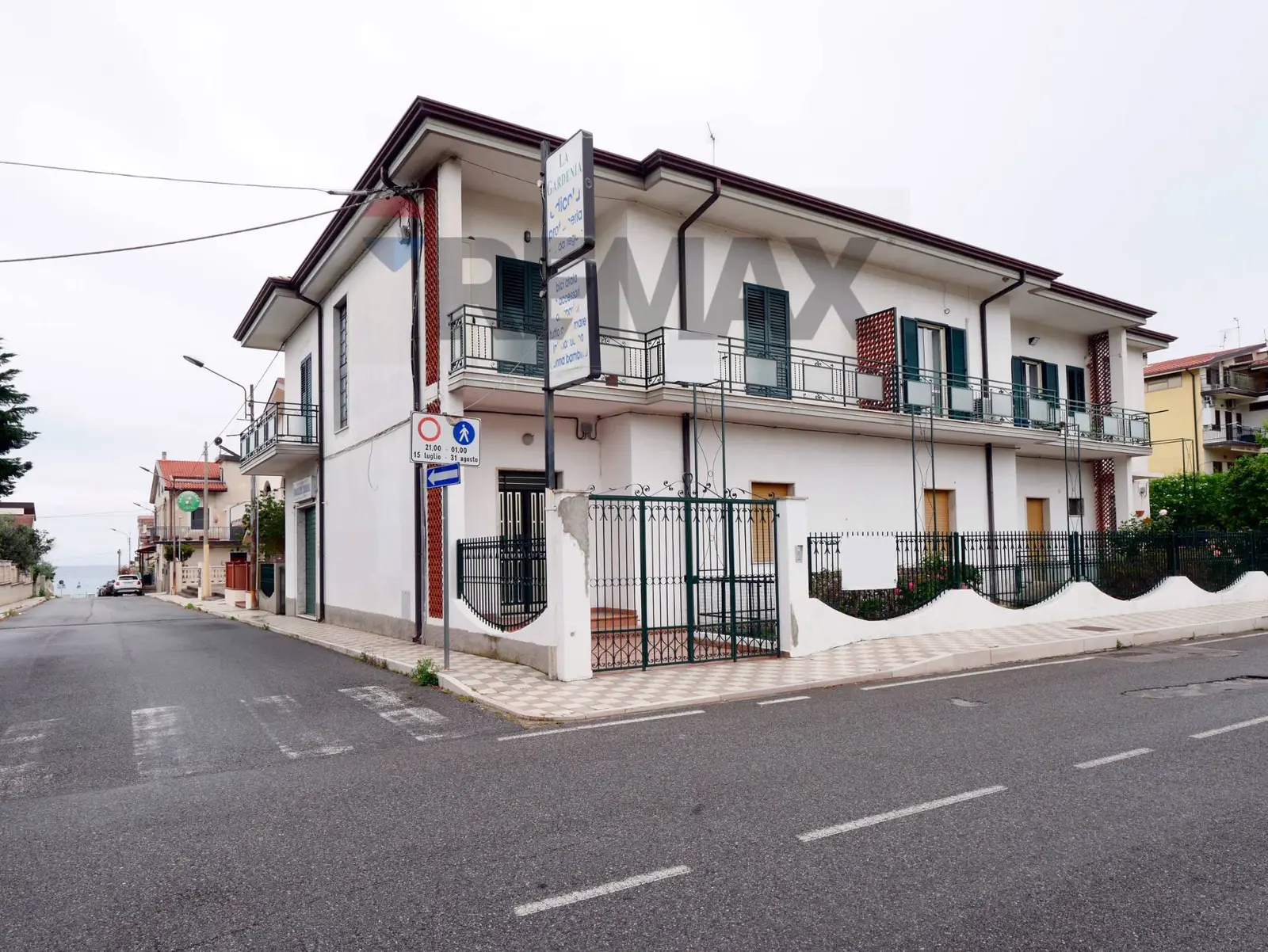 Appartamento in Vendita a Roseto Capo Spulico