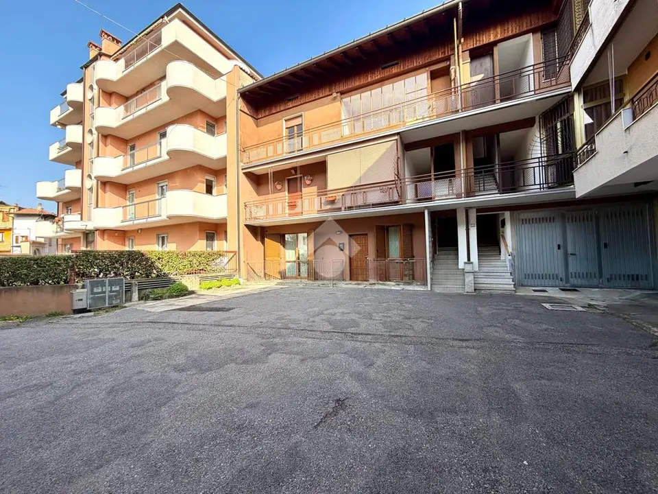 Quadrilocale in vendita a Terno D'Isola