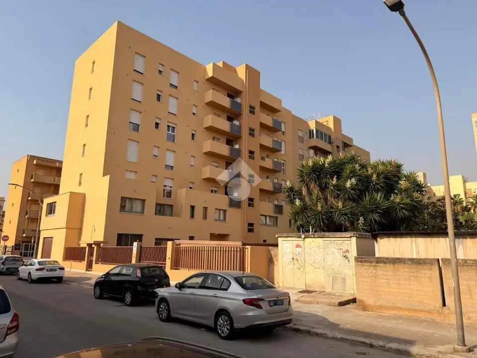 5 locali in affitto a Trapani