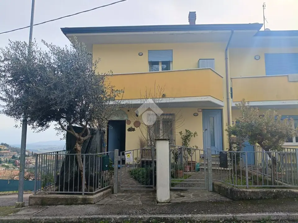 Trilocale in vendita a Montescudo - Montecolombo