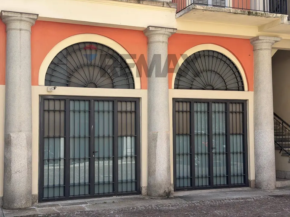 Commerciale Altro in Vendita a Novara