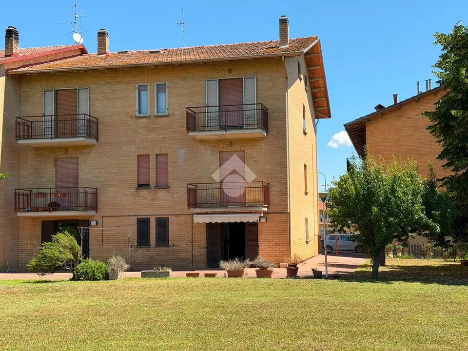 5 locali in vendita a Gubbio