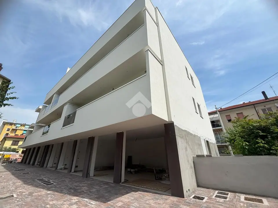 Palazzina in vendita a Bellaria-Igea Marina