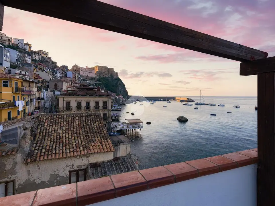 Casa semindipendente in vendita a Scilla