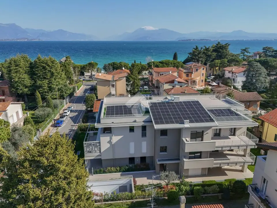 Trilocale in vendita a Desenzano Del Garda