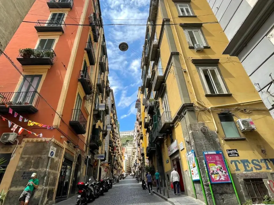 Trilocale in affitto a Napoli