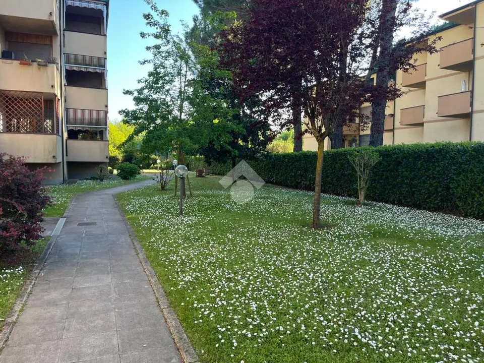 5 locali in vendita a Firenze - Brozzi