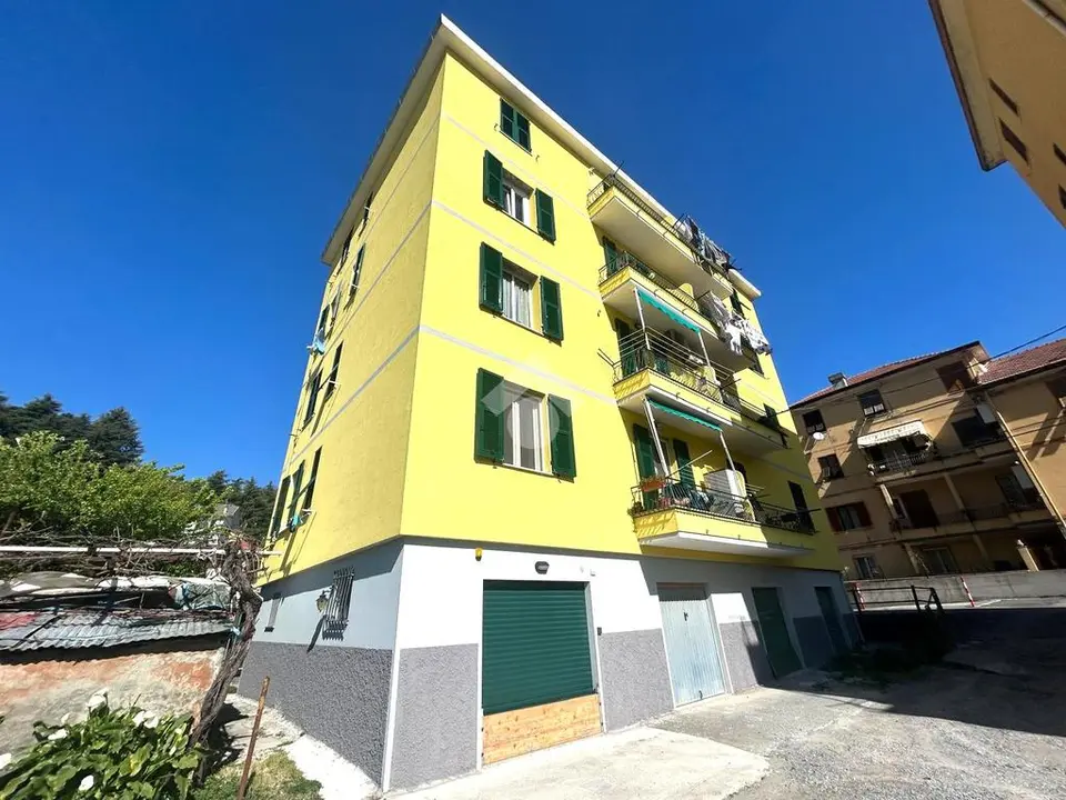 Quadrilocale in vendita a Serra Riccò