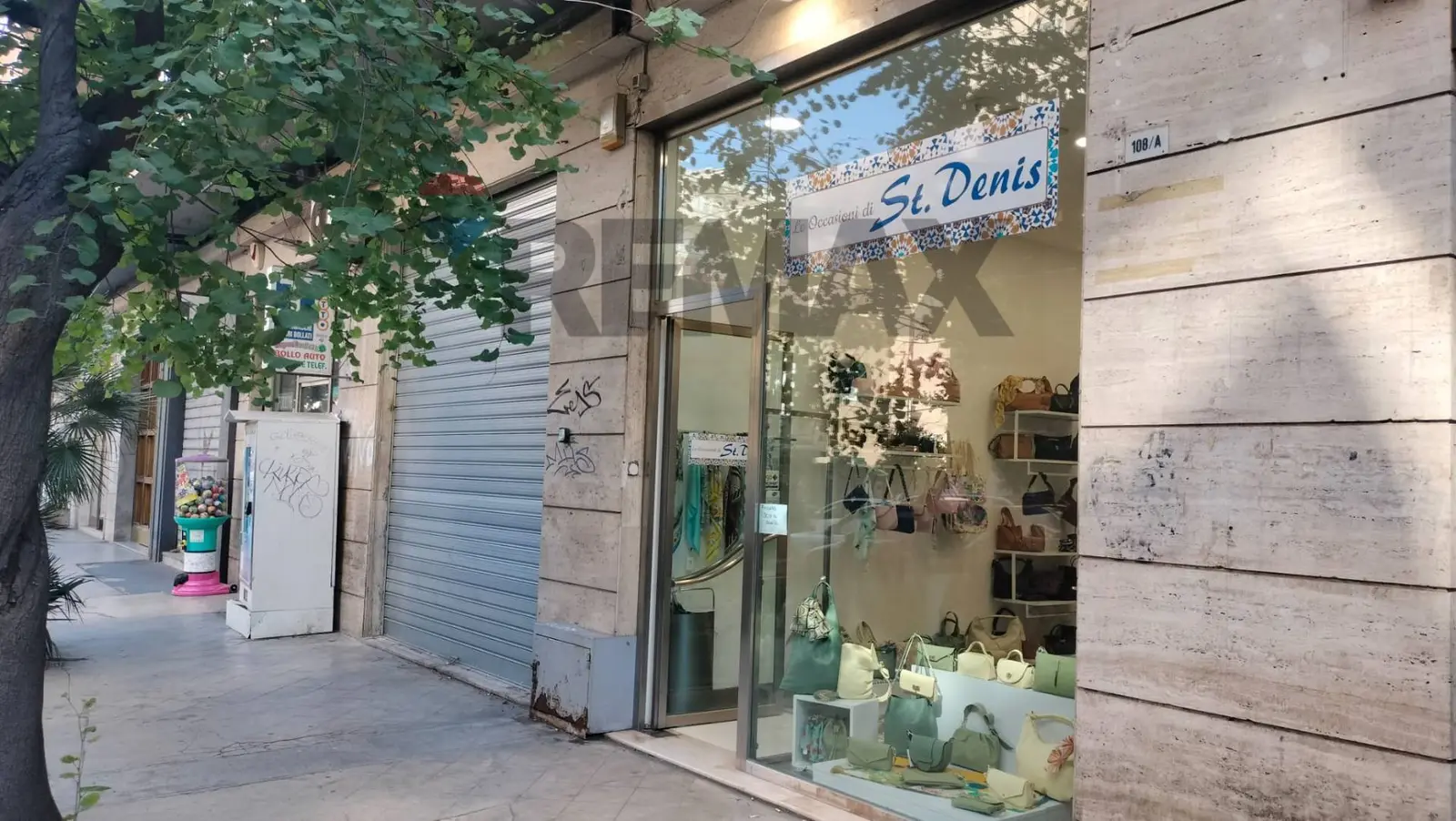 Negozio in Affitto a Palermo