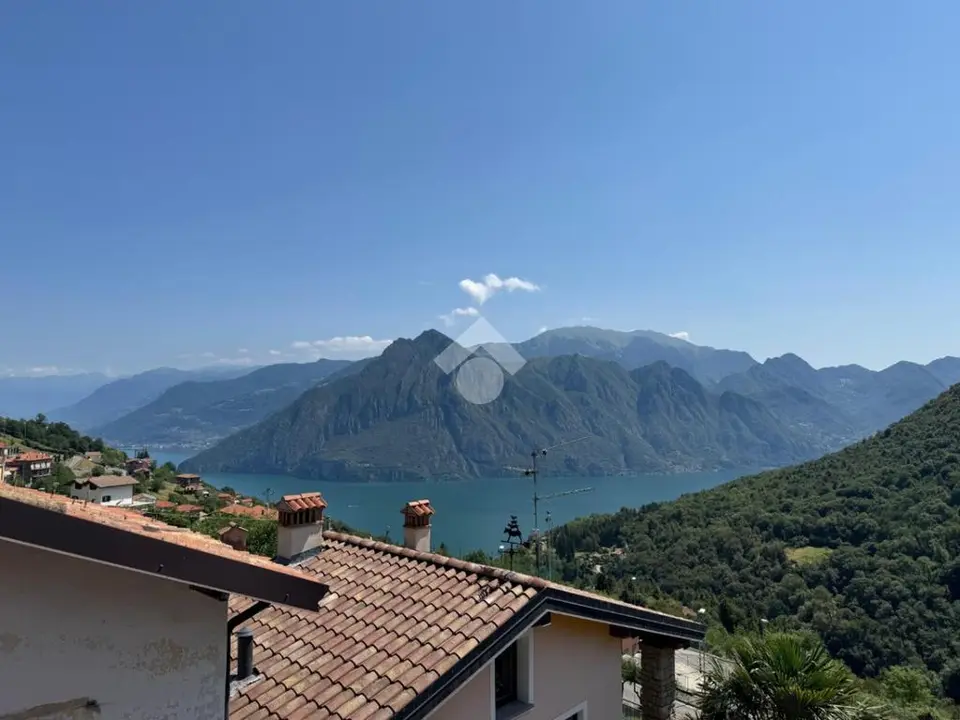 Casa semindipendente in vendita a Fonteno