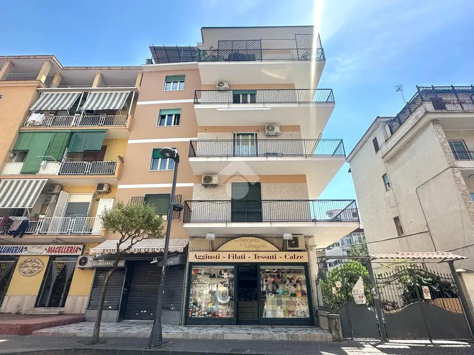 Quadrilocale in vendita a San Giorgio A Cremano
