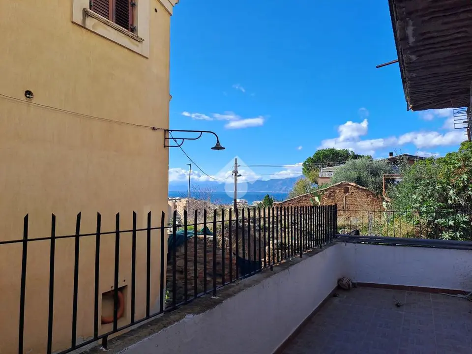 Trilocale in vendita a Reggio Di Calabria