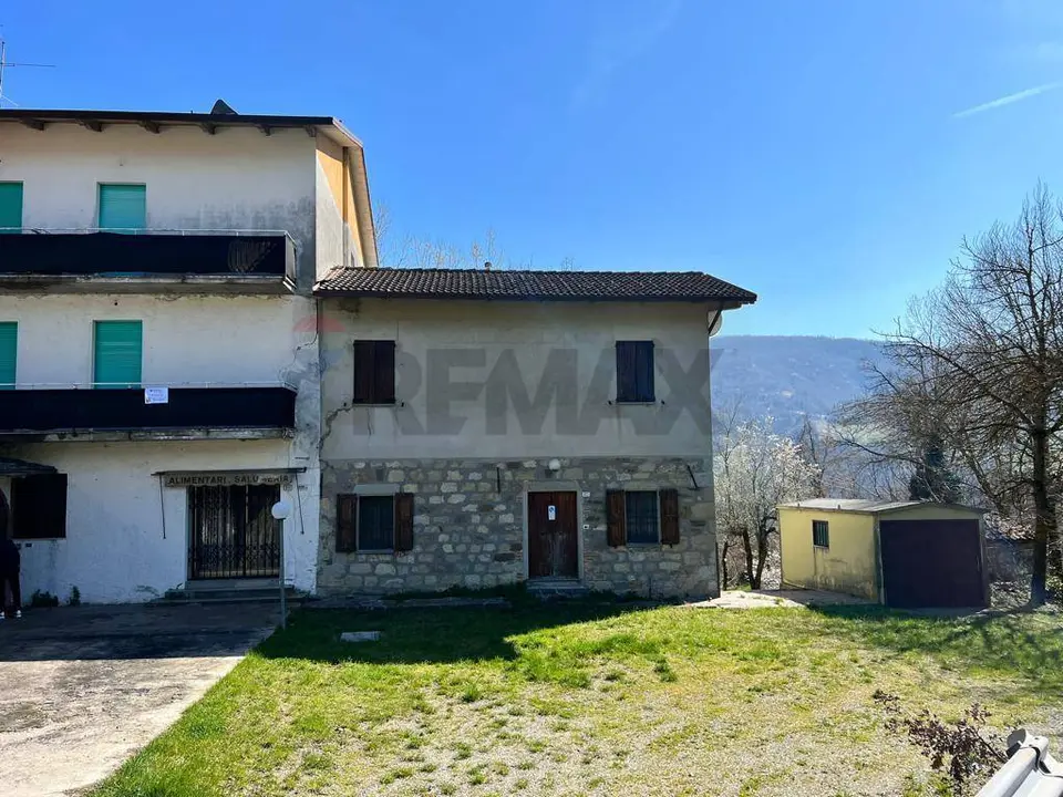 Casa Indipendente in Vendita a Pavullo nel Frignano