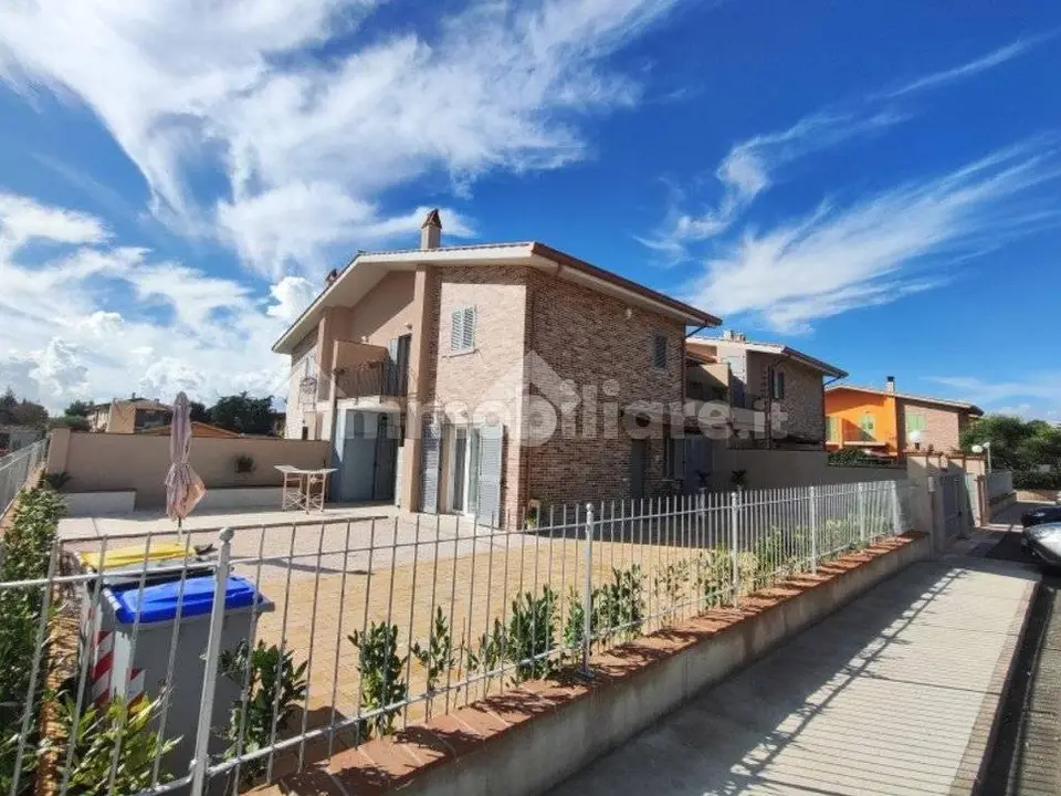 Porzione di quadrifamiliare in vendita a Perugia