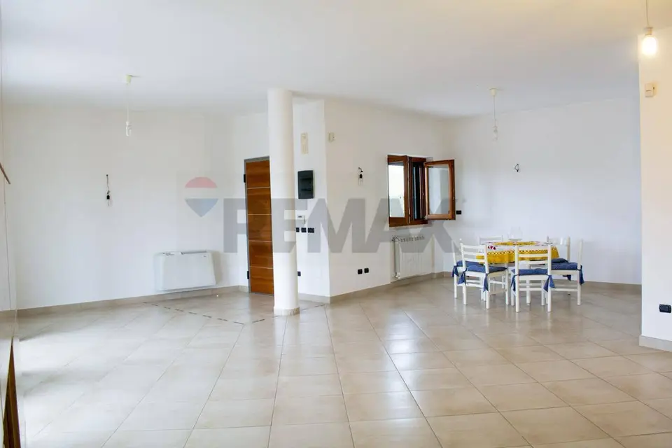 Casa Indipendente in Vendita a Pignataro Interamna