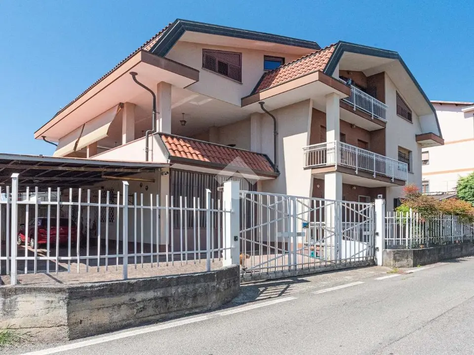 Bifamiliare in vendita a Ciriè