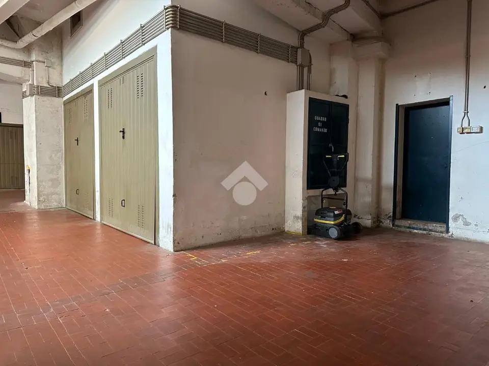 Posto auto in vendita a Trieste