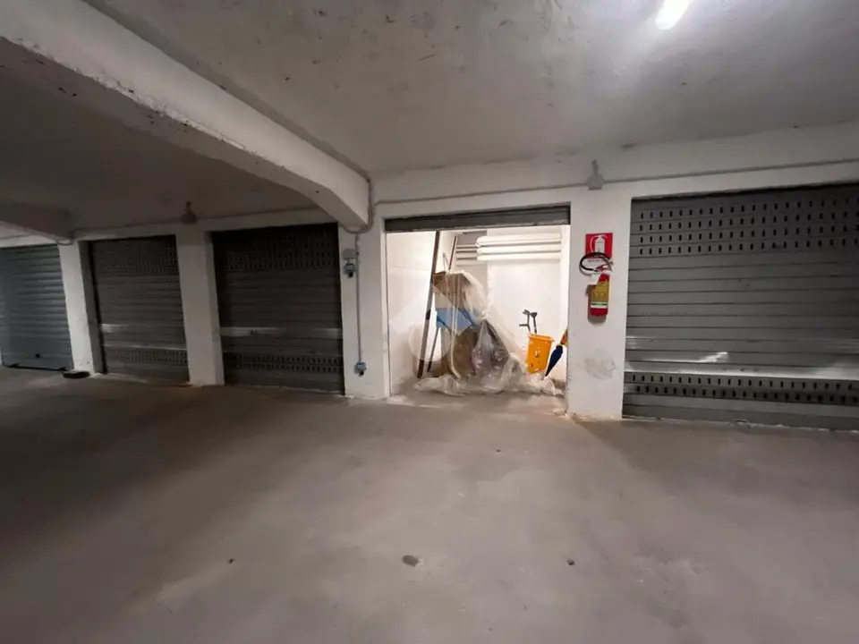 Box / posti auto in vendita a Brescia