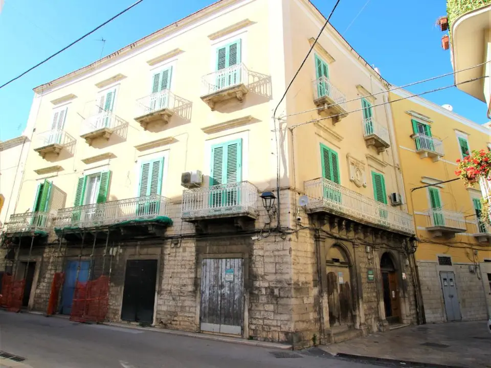 6 locali in vendita a Molfetta