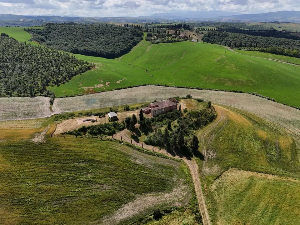 Cascina/Casale in Vendita a Buonconvento