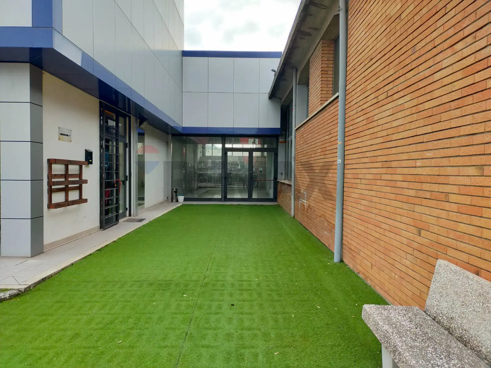 Locale Commerciale in Affitto a Corciano