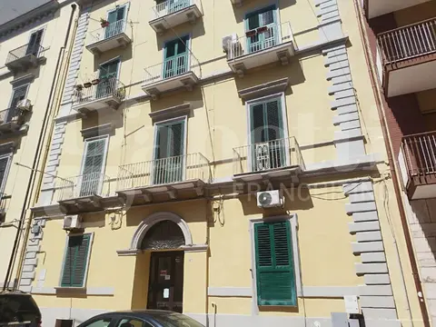 Appartamento in VIA REGINA MARGHERITA  6 , Taranto (TA)