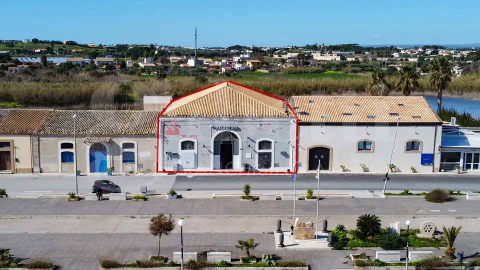 Negozio in Via Marzamemi 77, Pachino (SR)