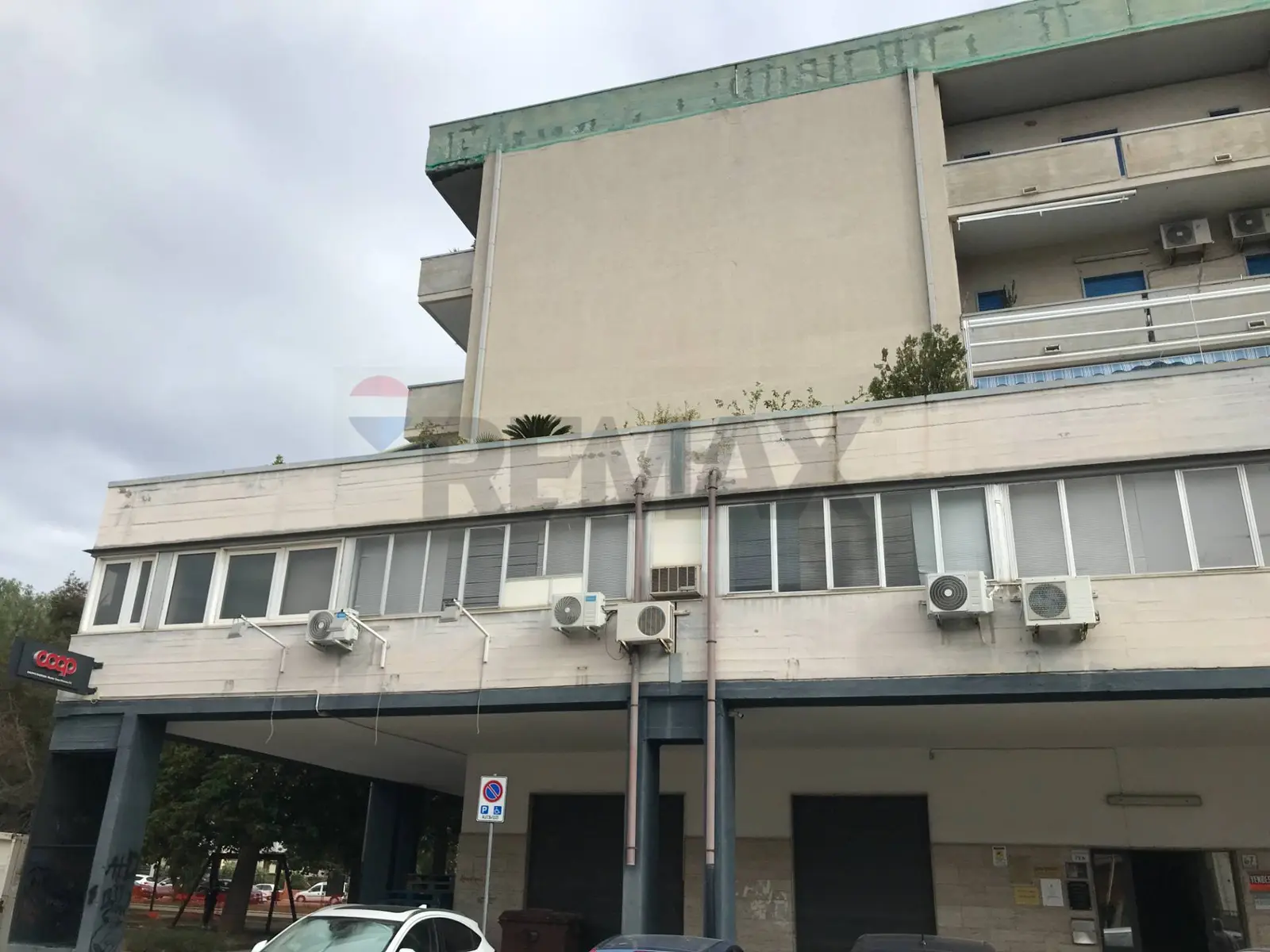 Ufficio in Vendita a Floridia