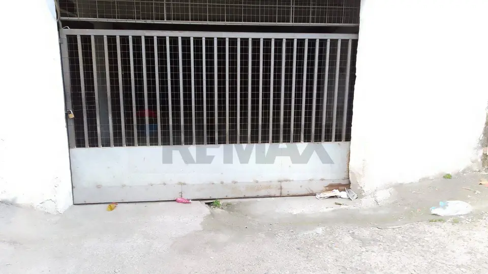 Garage/Box in Vendita a Corigliano-Rossano