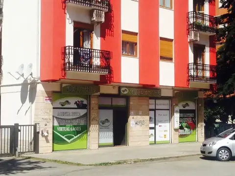 Magazzino in Via Matteotti, Rende (CS)