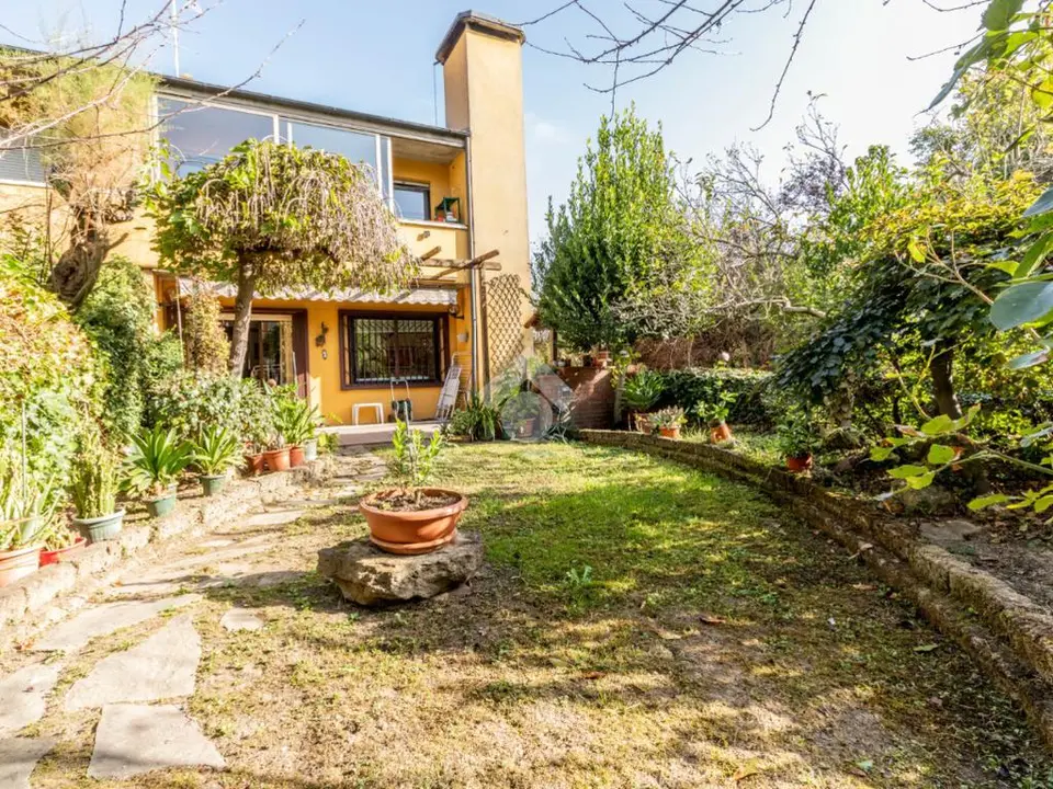 Villa a schiera in vendita a Monte San Pietro