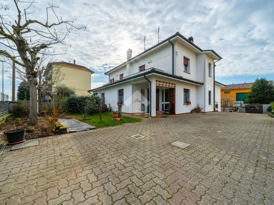 Bifamiliare in vendita a Minerbio