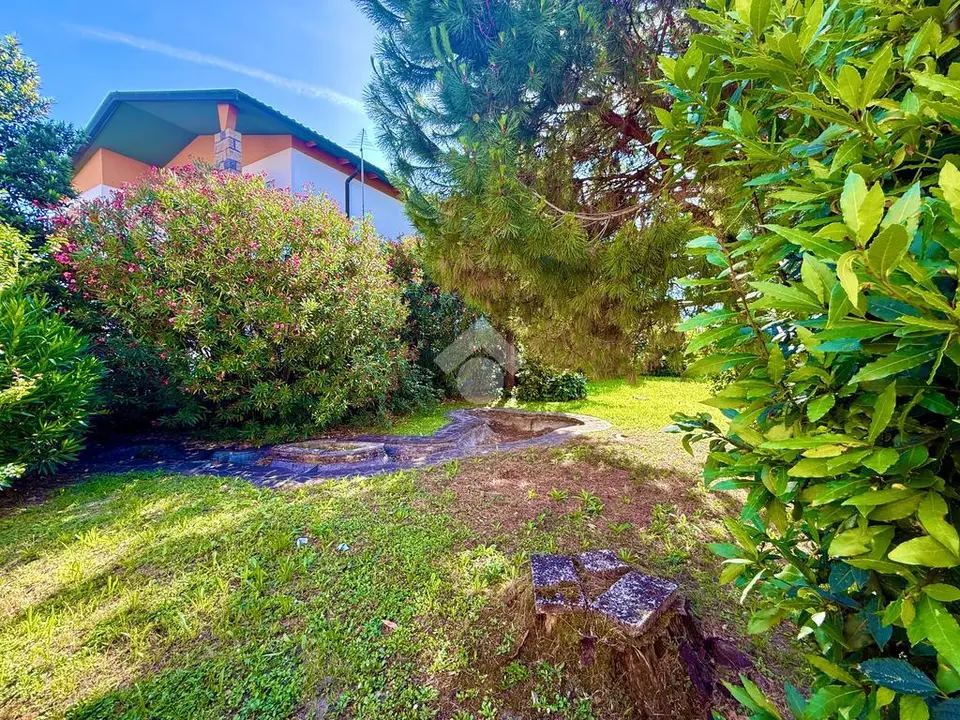 Ter. residenziale in vendita a Abano Terme