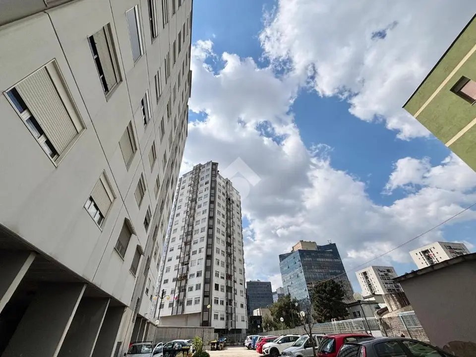 Quadrilocale in vendita a Napoli