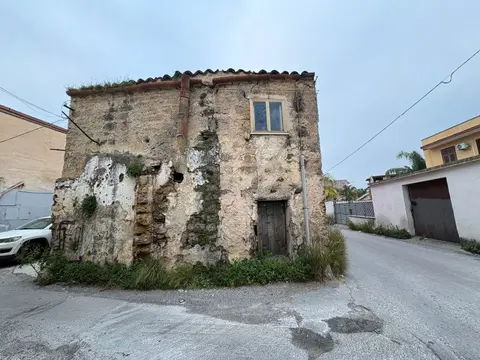 Appartamento in Via Maio Biondo 1, Palermo (PA)