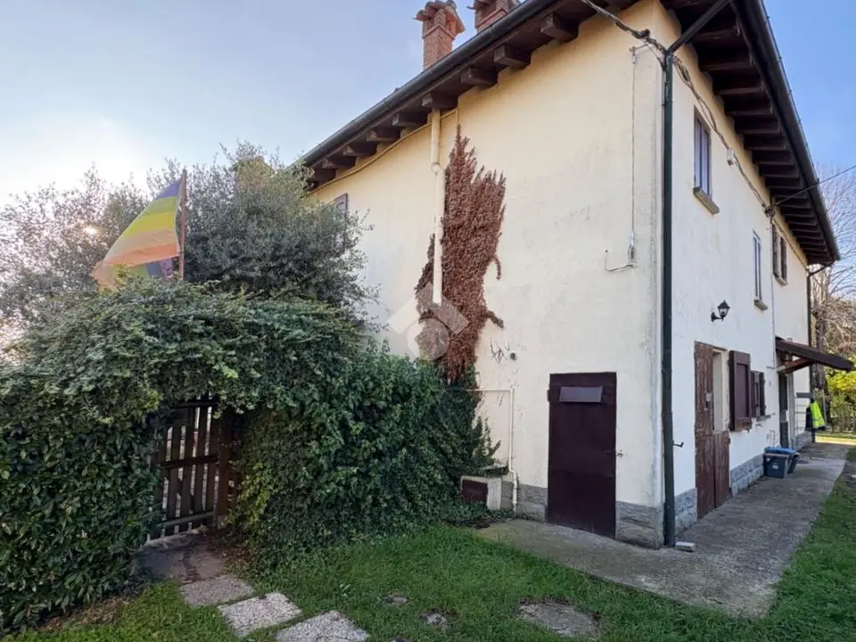 Casa semindipendente in vendita a Budrio
