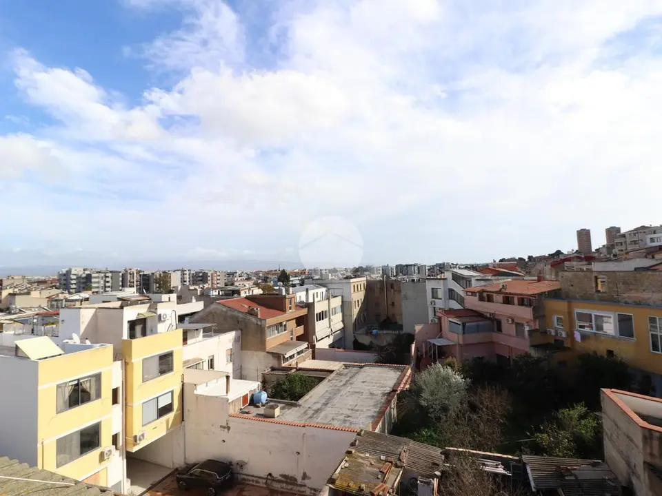 Quadrilocale in vendita a Cagliari