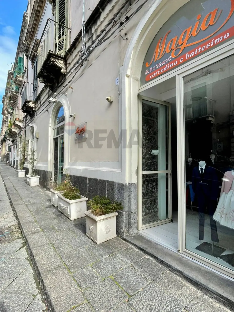 Locale Commerciale in Affitto a Acireale