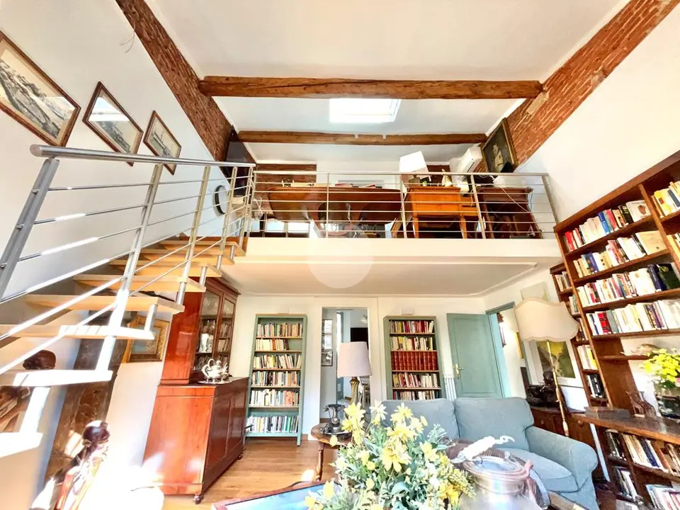 5 locali in vendita a Firenze