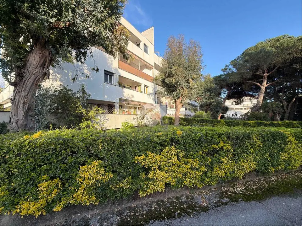 5 locali in vendita a Sestri Levante