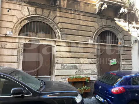 Laboratorio in Via Signore Ritrovato 15, Catania (CT)