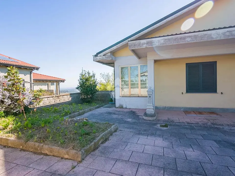 Villa singola in vendita a Monte San Pietro