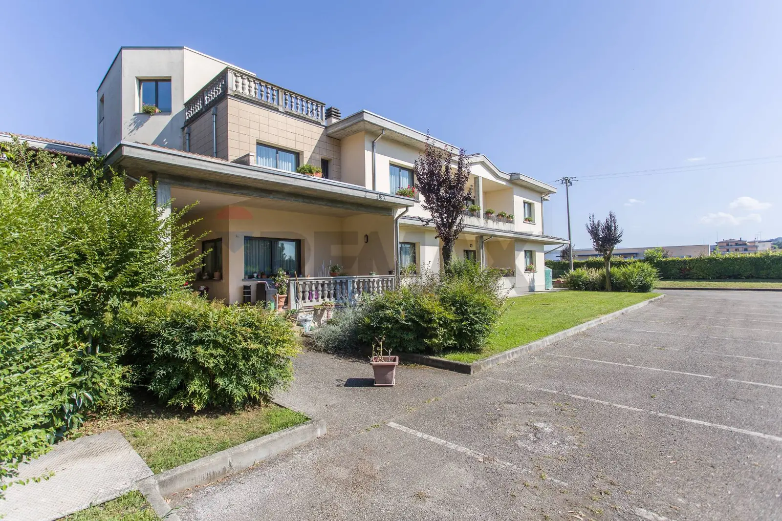 Albergo/Hotel in Vendita a Langhirano