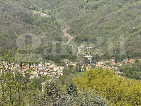 Appartamento in monti di sera snc, Asso (CO)