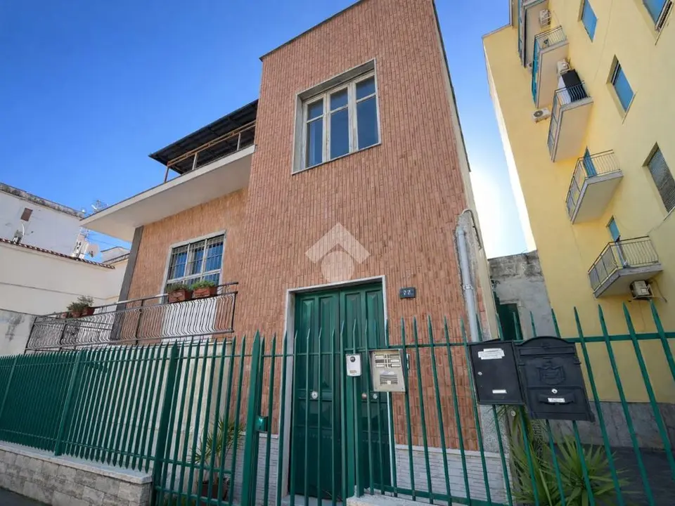 Bilocale in vendita a Torre Del Greco