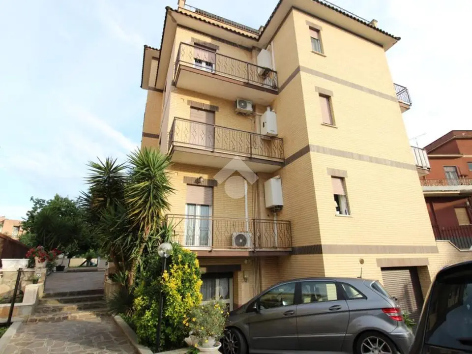 Monolocale in affitto a Roma